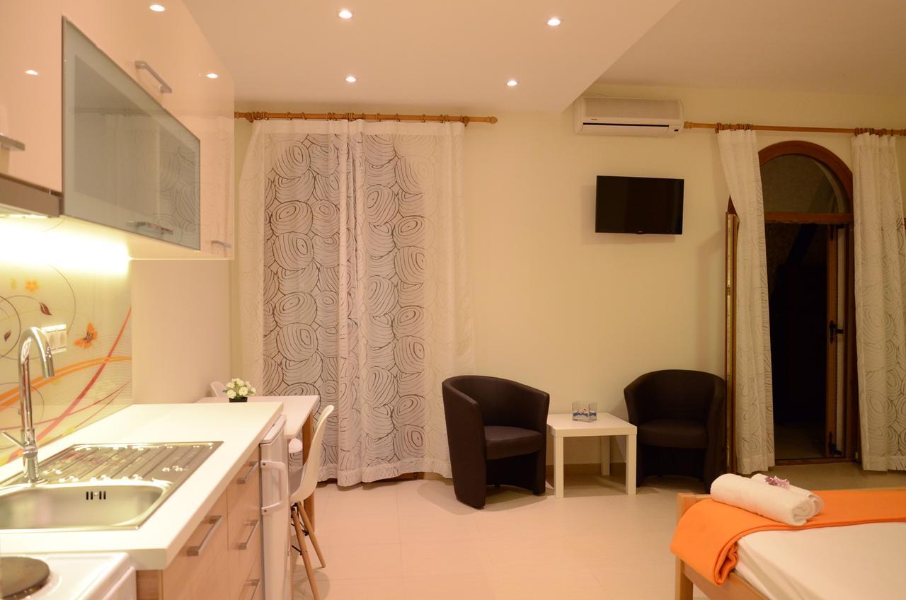 Natsios Studios Gaios Ngoại thất bức ảnh